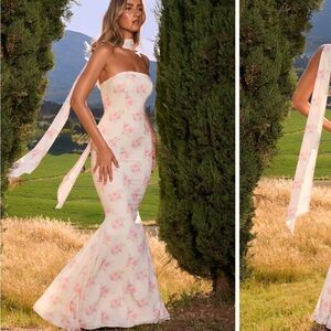 Oh Polly Imogene Scarf-Detail Strapless Gown in Large Rose Print